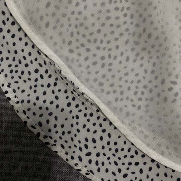 Classy Ruffled Romper - Picture 10 of 12